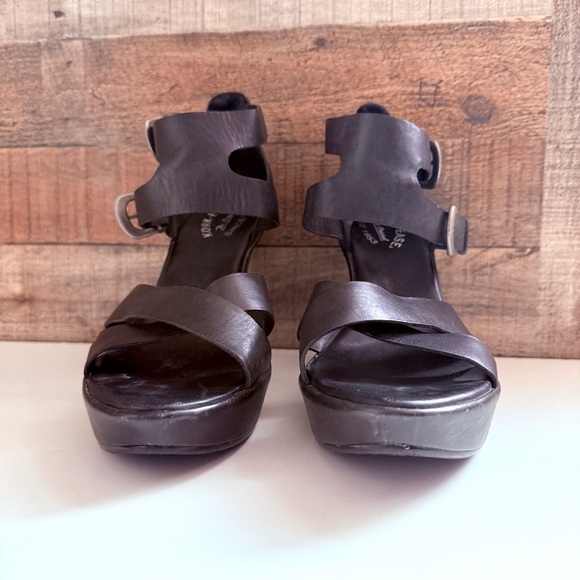 Kork-Ease Teresa Leather Platform Wedged Heeled Sandals - Picture 4 of 9